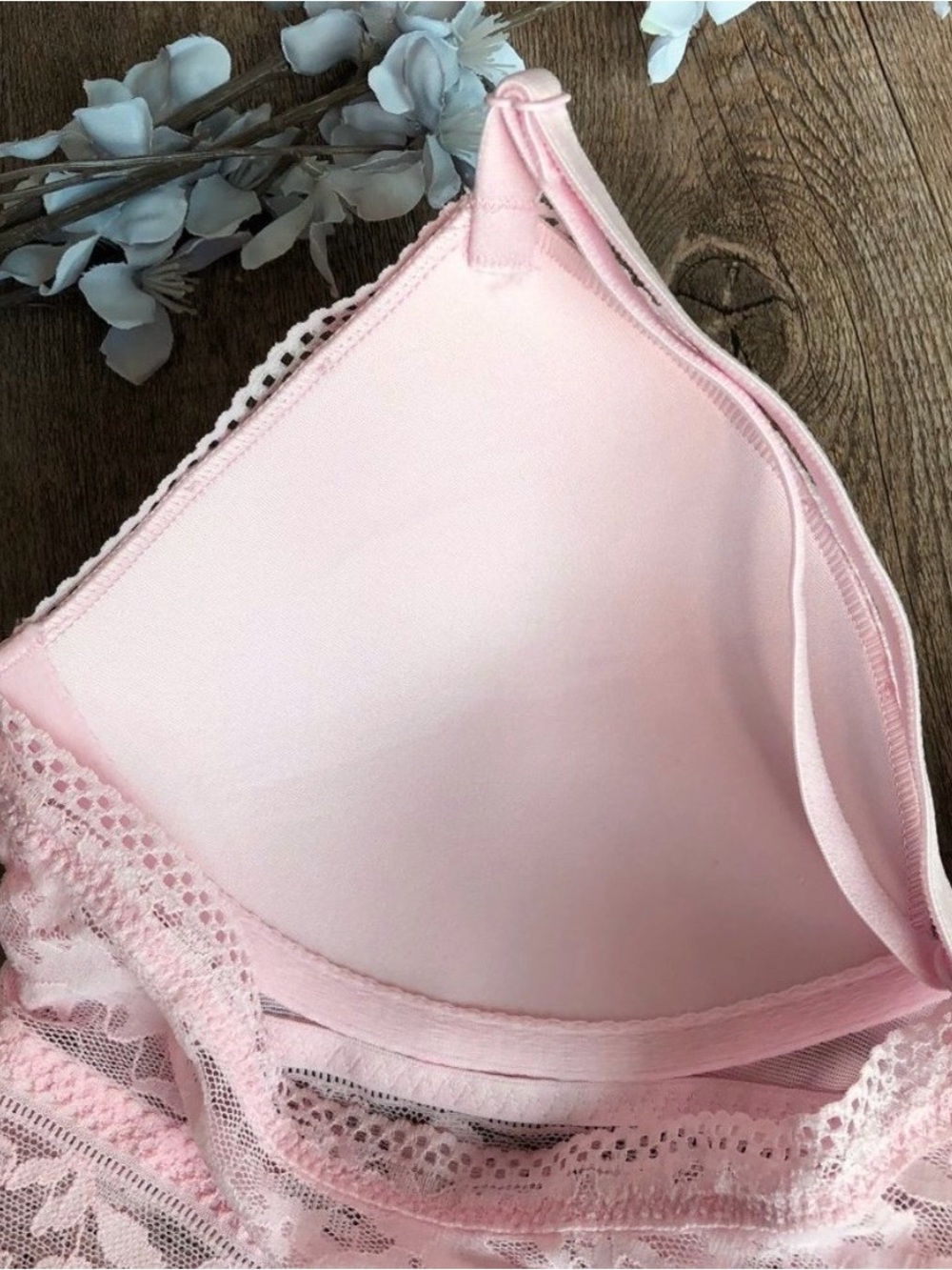 VS Padded Wireless Bra NWOT - Picture 4 of 4